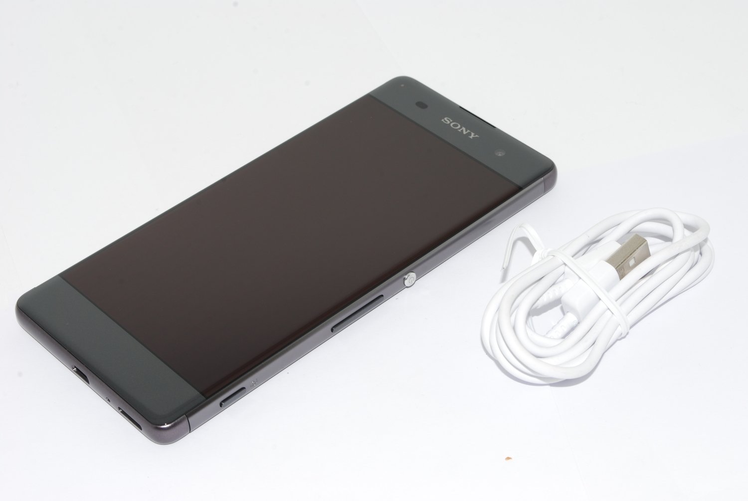 Sony Xperia XA F3111 16GB 2GB RAM Unlocked 4G LTE Wifi NFC NO BOX