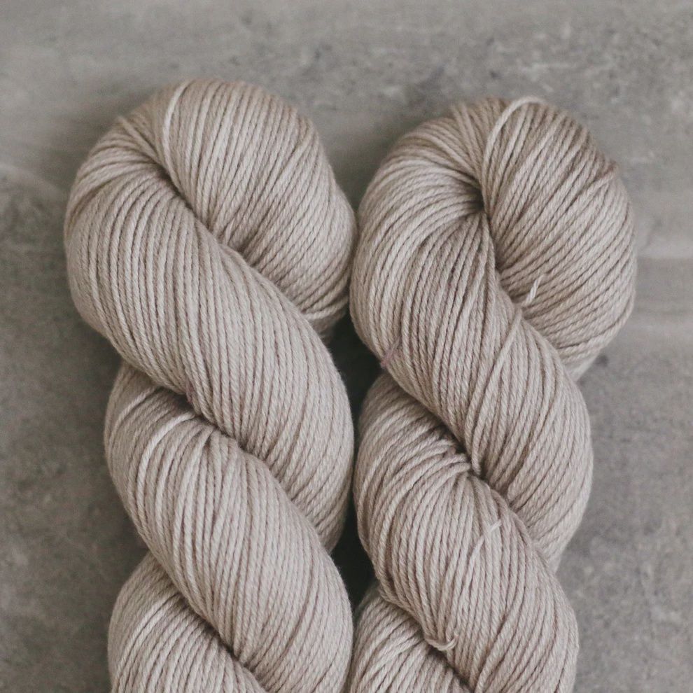 Madelinetosh - Tosh Wool + Cotton, Colour: Antique Lace