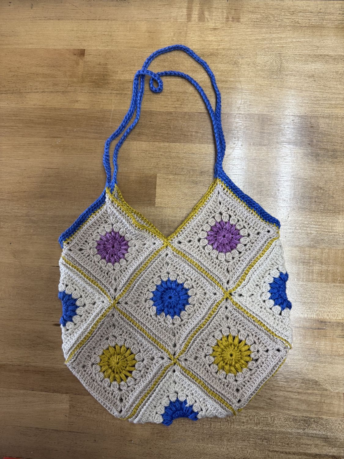 Intermediate Granny Squares - Ocean Burst Tote Bag, Timeline: July 26, August 9 &amp; 23, 2026