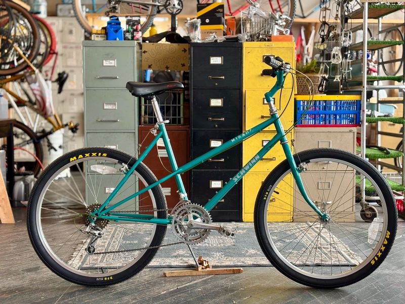Schwinn Mirada 19.5in