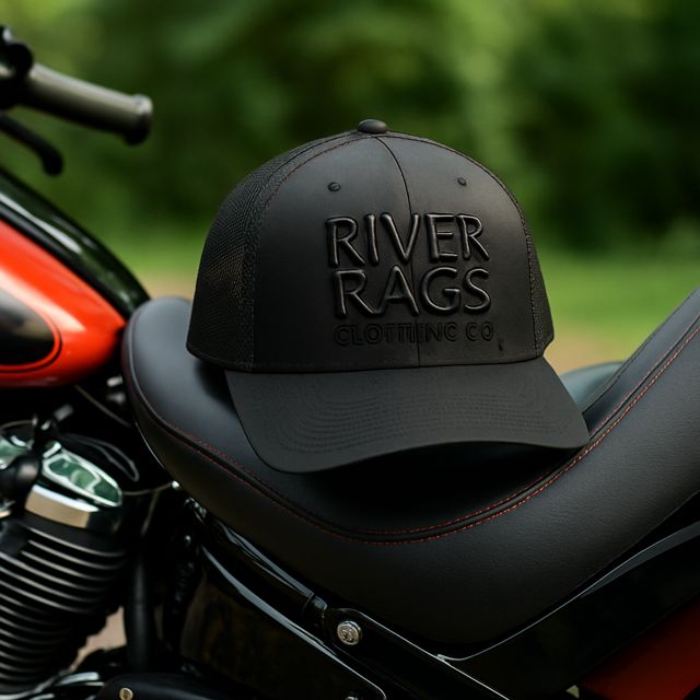 River Rags low pro Trucker 115 black on black