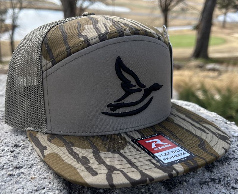 River Rags R168 7 panel Bottomlands  camo/Loden Lone Mallard Puff