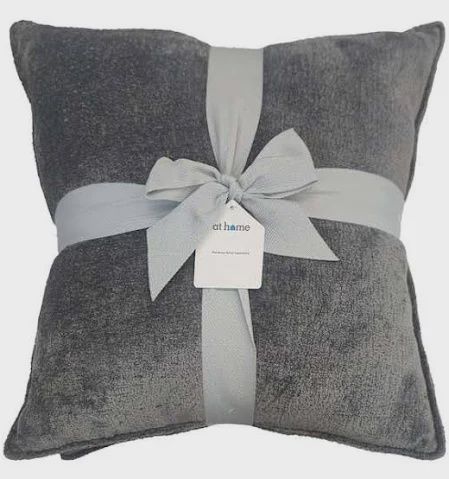 CHENILLE WOVEN DEC PILLOW