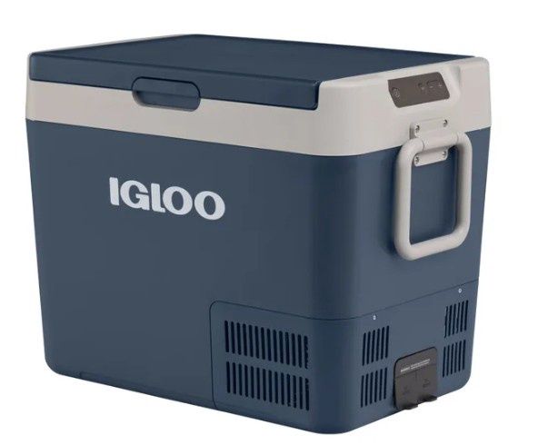 Igloo ICF40 Electric Cooler with Protective Cover