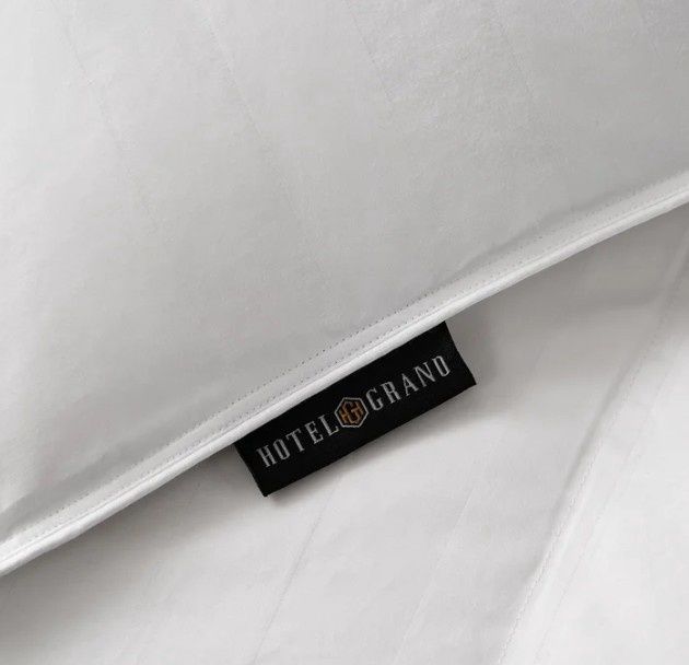Hotel Grand White Down Comforter Queen