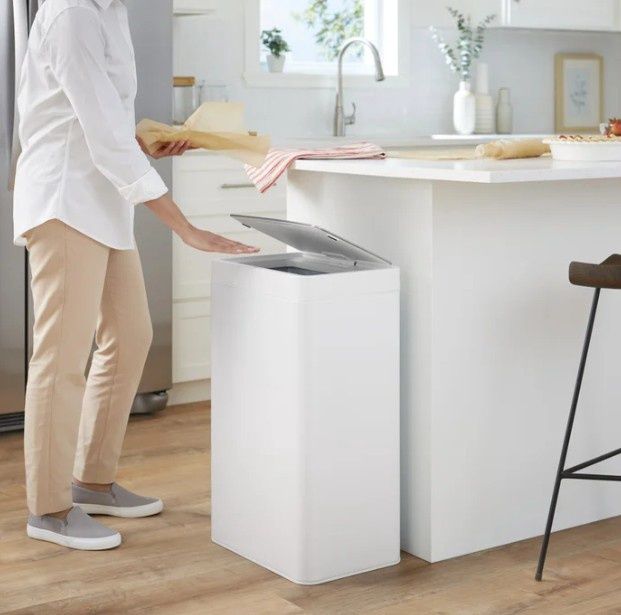 Kohler 48L Motion Sensor Trash Can White