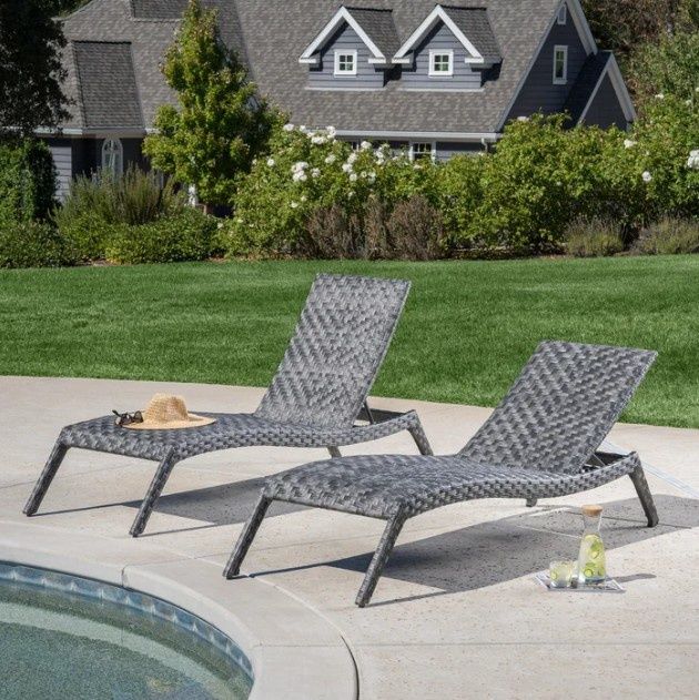 SUNVILLA WOVEN CHAISE