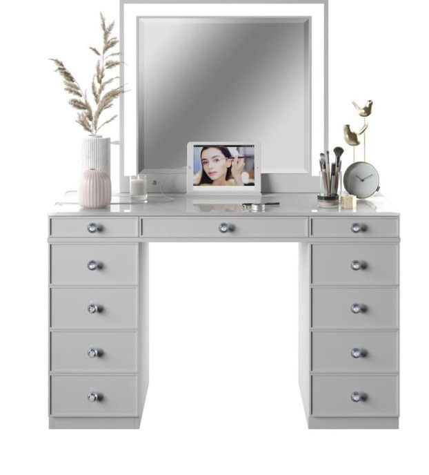 Tresanti Alexandra Vanity Table with LED Lighted Mirror