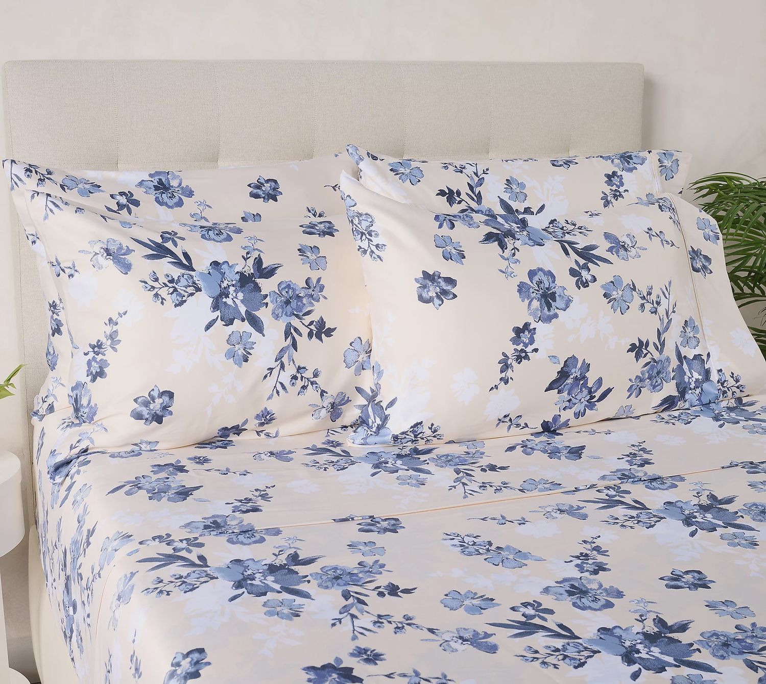 Springtime Songbird Reversible Queen Quilt Set by Kim Gravel
