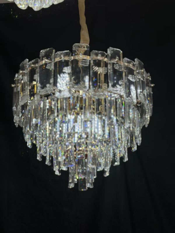 Lumière Drop: Crystal Prism Chandelier