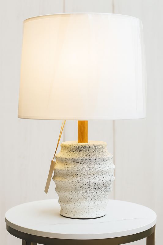 Aurelia Terra: Textured Ceramic Table Lamp