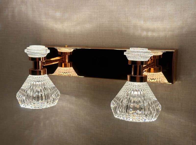 Crystal Glow Vanity Light BarModern Luxe Series