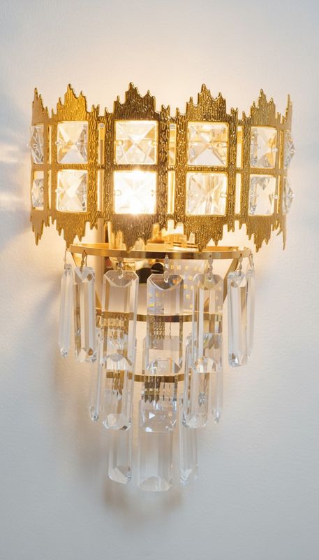 Imperial Crest - Wall Sconce