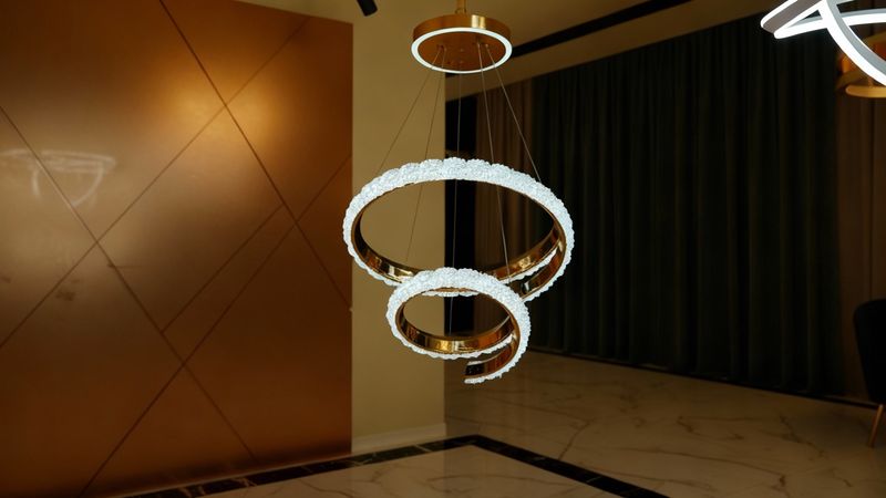 Helia Spiral Chandelier