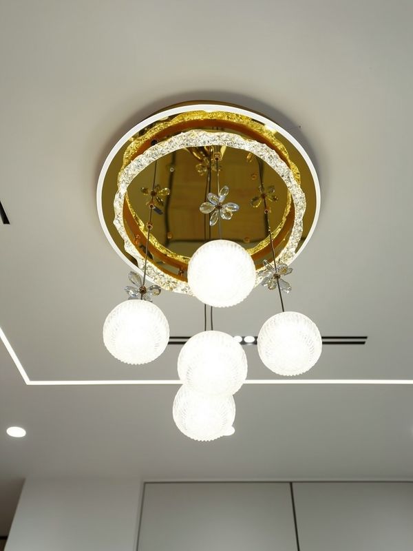 Seraphina Globe Chandelier