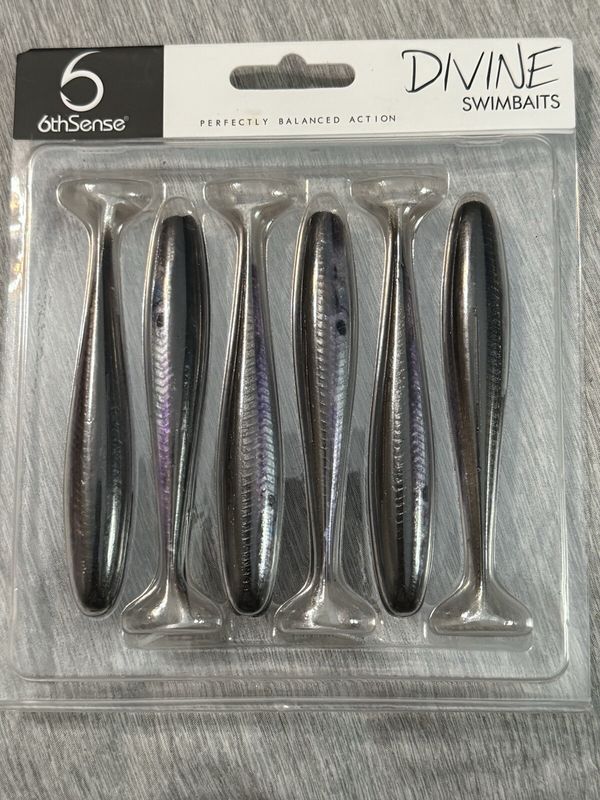 6th Sense Divine Swim Bait - 4.4" Live Shad