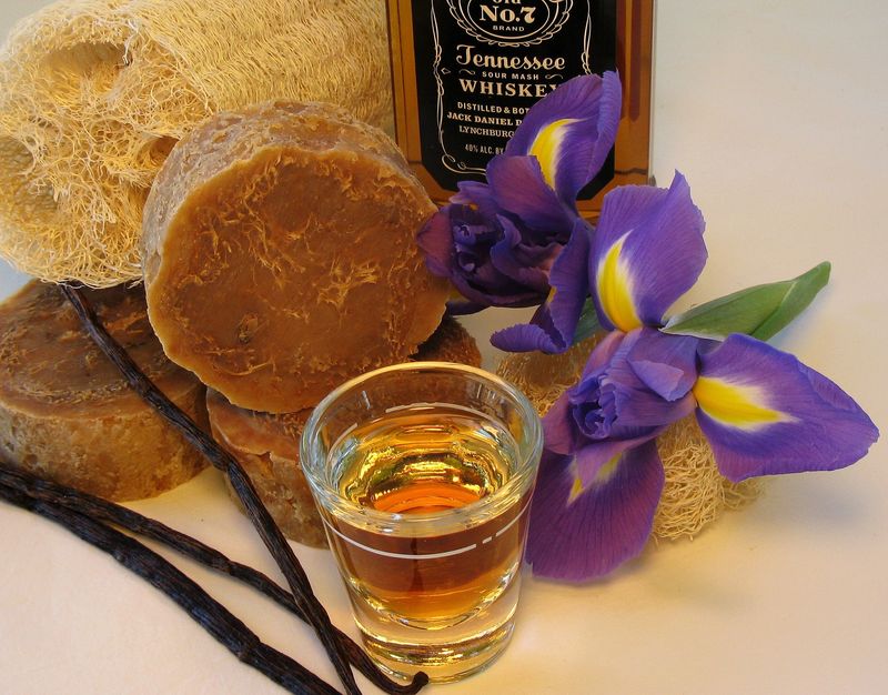 Whiskey Vanilla Luffa Spa Soap
