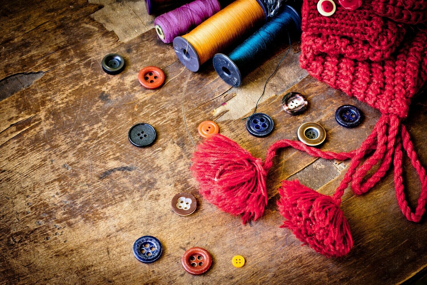 Buttons And Thread - Full Drill Diamond Painting - Specially ordered for you. Delivery is approximately 4 - 6 weeks.