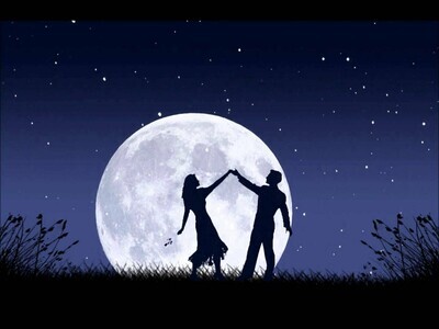 Dancing Under The Moon - Full Drill Diamond Painting - Specially ordered for you. Delivery is approximately 4 - 6 weeks.