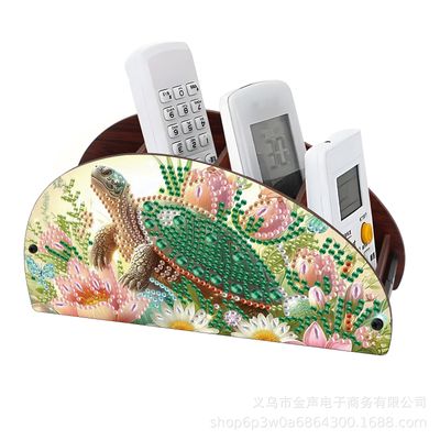 Turtle remote/desktop organiser