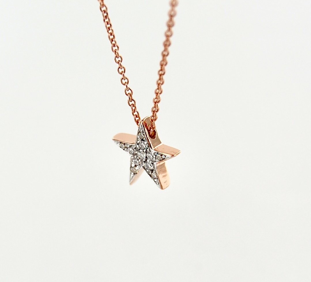 Girocollo in oro rosa 9 kt con stella con pavè di diamanti