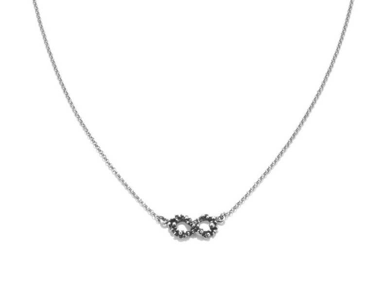 Collana Infinity