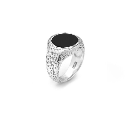 Anello Martellato Tondo Onice Grande, Misura: 24