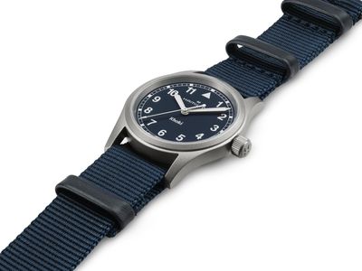 Khaki Field Quartz
