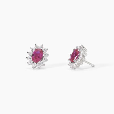 Orecchini in argento con rubino sintetico ovale Orecchini in argento con rubino sintetico ovale