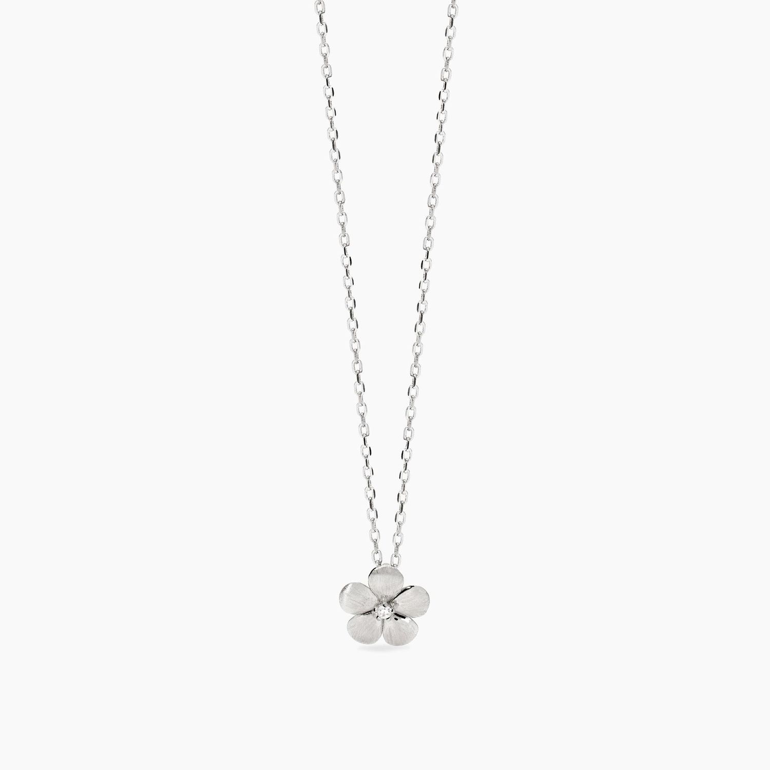 Girocollo con fiore in argento bulinato MALEDETTA PRIMAVERA Girocollo con fiore in argento bulinato MALEDETTA PRIMAVERA