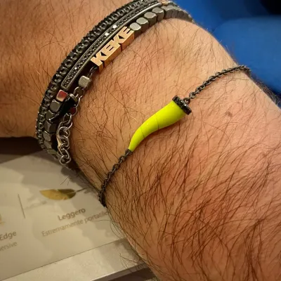 Bracciale "Lucky horn" giallo FLUO
