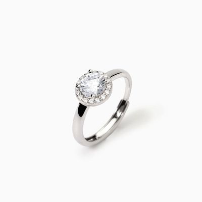 Anello da donna in argento con zirconi Revival