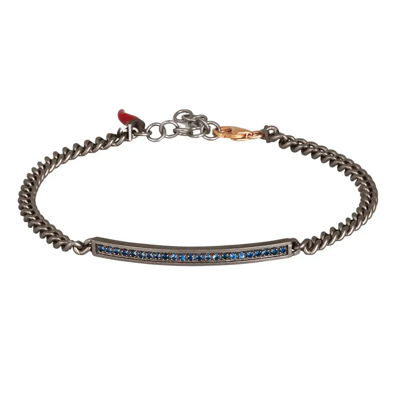 BRACCIALE UOMO IN TITANIO CON BARRETTA, ZAFFIRI BLU CON UNA CATENA GROUMETTE E ORO ROSSO 9KT BRACCIALE UOMO IN TITANIO CON BARRETTA, ZAFFIRI BLU CON UNA CATENA GROUMETTE E ORO ROSSO 9KT