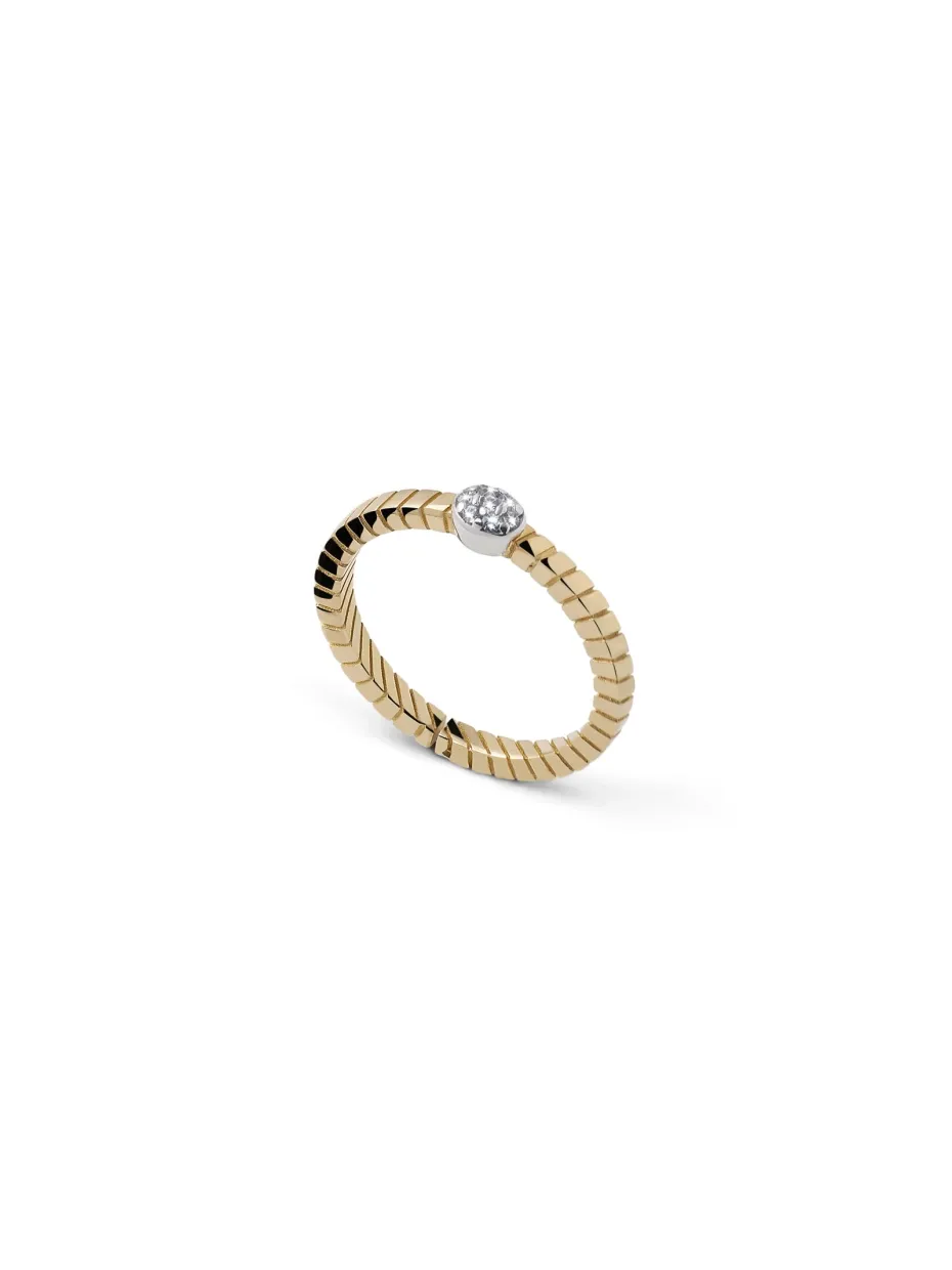 Anello in argento dorato con zirconia cubica Anello in argento dorato con zirconia cubica