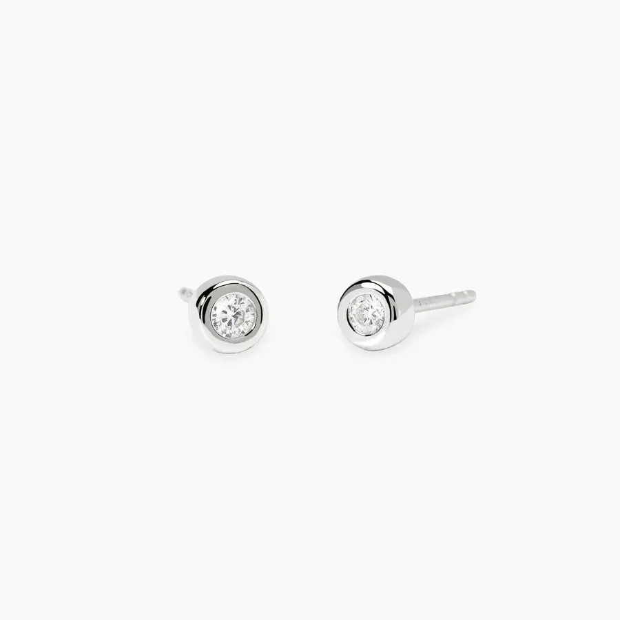 Orecchini a lobo tondi con diamanti lab-grown 0,055 carati MY DIAMOND Orecchini a lobo tondi con diamanti lab-grown 0,055 carati MY DIAMOND