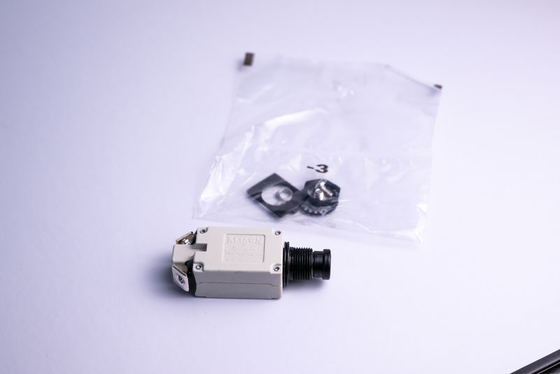 FA7274-2-5 (Klixon Circuit Breaker)