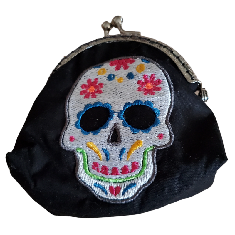 Skull coin purse