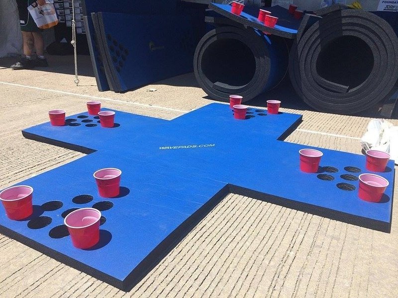 WavePad Double Beer Pong Raft WavePad Double Beer Pong Raft