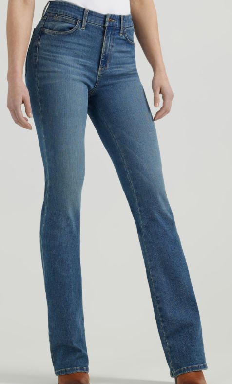Wrangler® Bespoke Bootcut Jean - High Rise - Ada