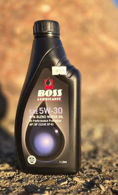 5W30 SYN Blend Gas Eng. Oil, 1L $5.75/L + $0.18/L EHC