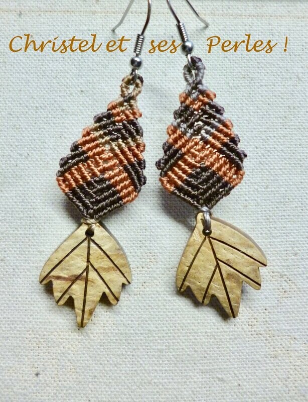 Boucles d'oreilles macramé marrons feuilles bois
