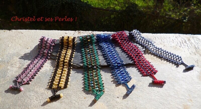 Crown, Bracelet perlé, couleurs au choix