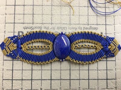 Bracelet macramé manchette large, et Lapis Lazuli