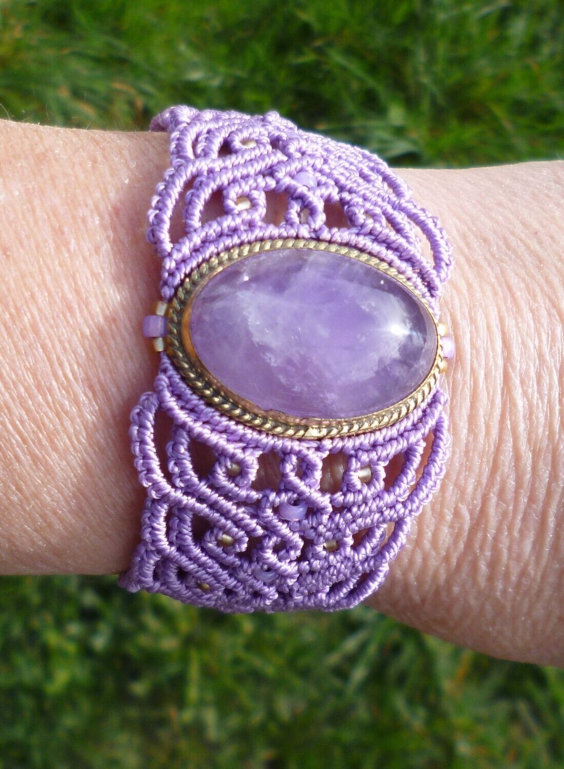 Bracelet macramé baroque et Améthyste sertie