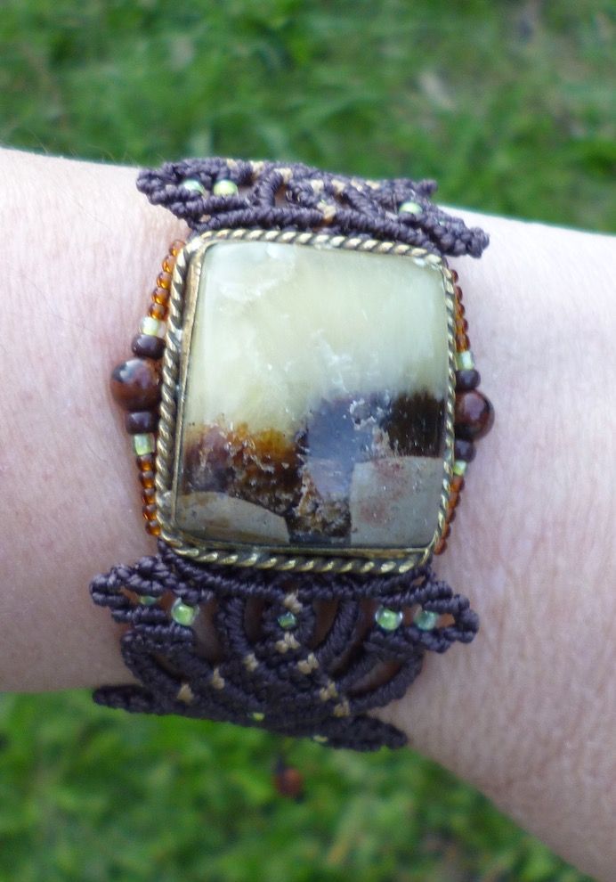 Bracelet macramé feuilles et Septaria sertie