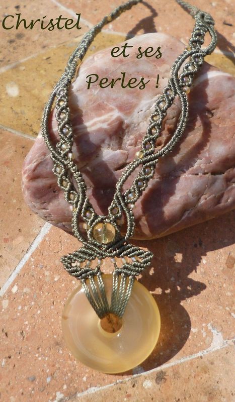 Collier macramé feuilles et donut en Aventurine jaune