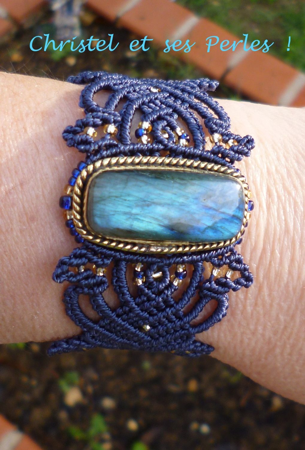 Bracelet macramé et Labradorite sertie laiton doré, feuilles