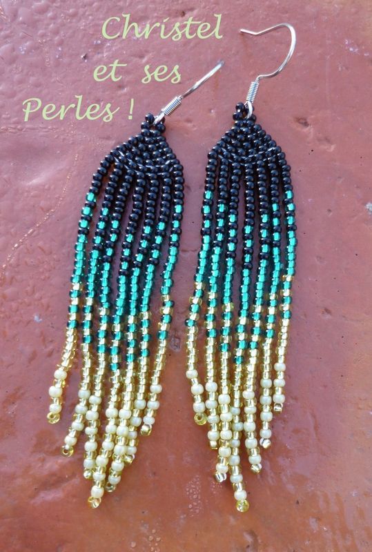 Boucles d'oreilles franges perlées vertes