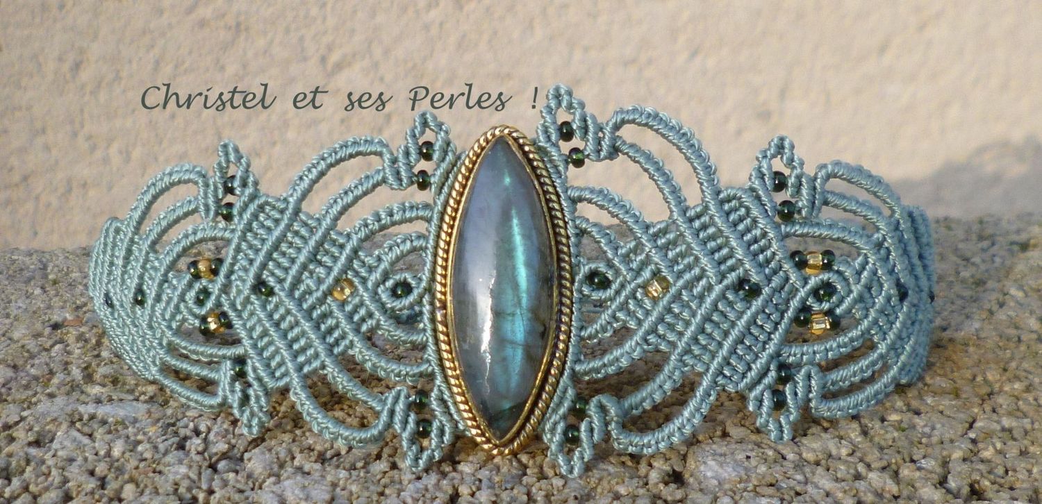 Bracelet macramé et Labradorite ogive sertie laiton doré, feuilles