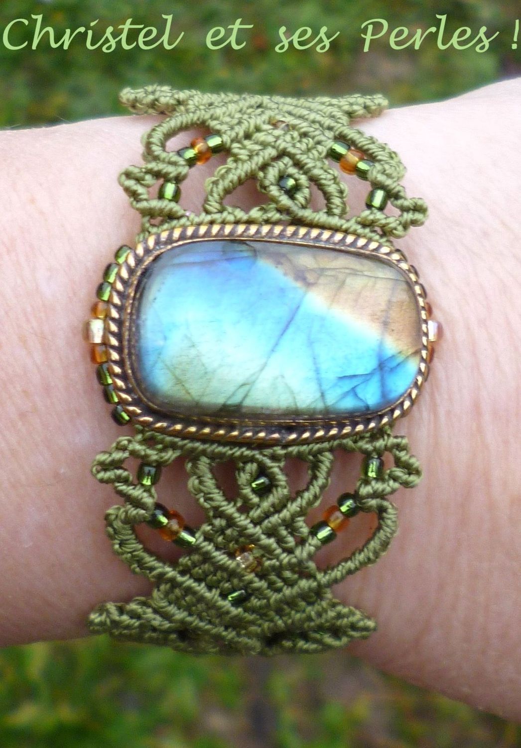 Bracelet macramé avec Labradorite rectangle, sertie laiton doré